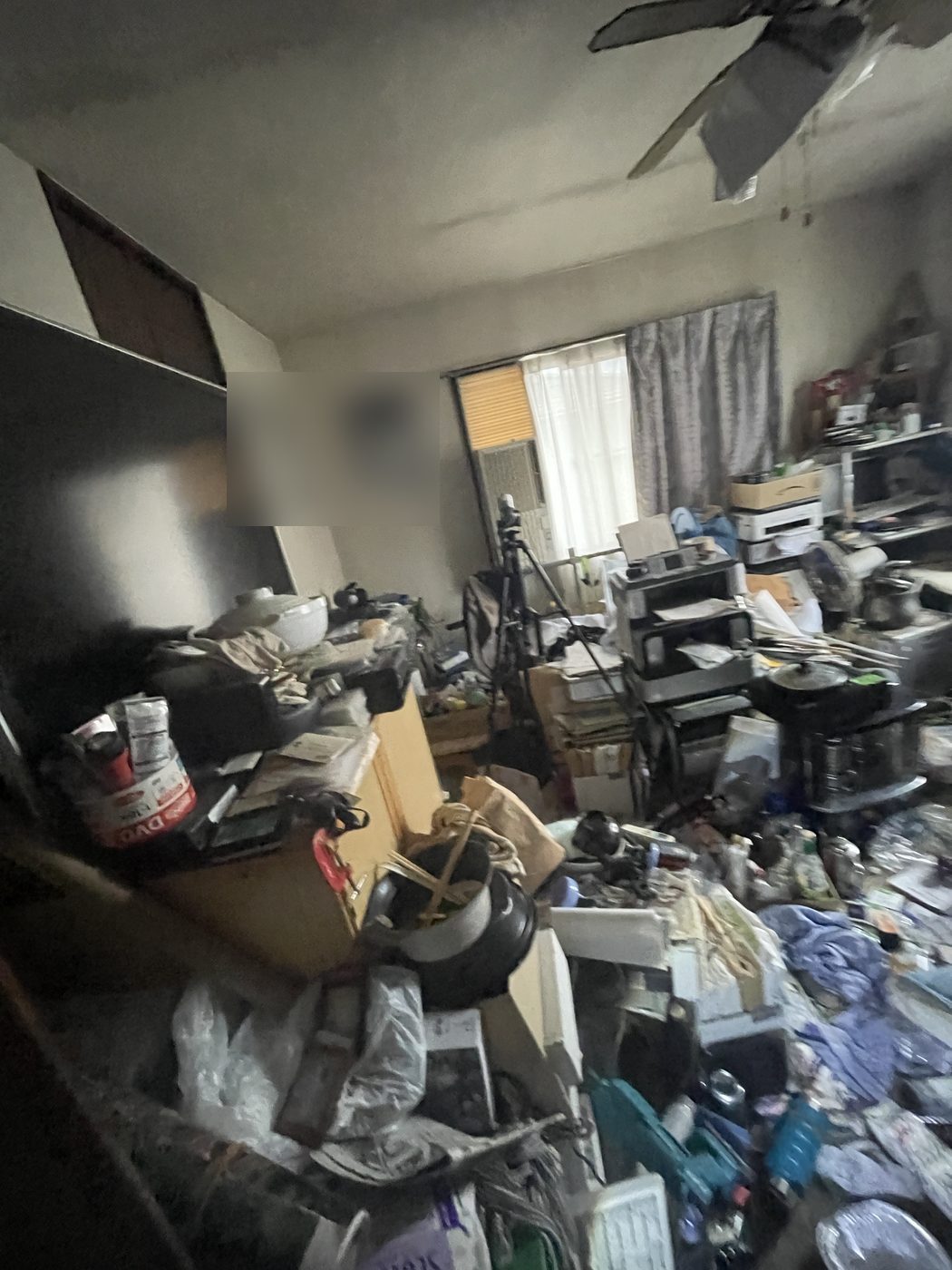 お部屋：片付け前