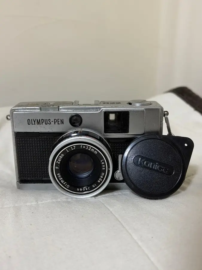 ハーフサイズのフィルムカメラの買取実績写真1