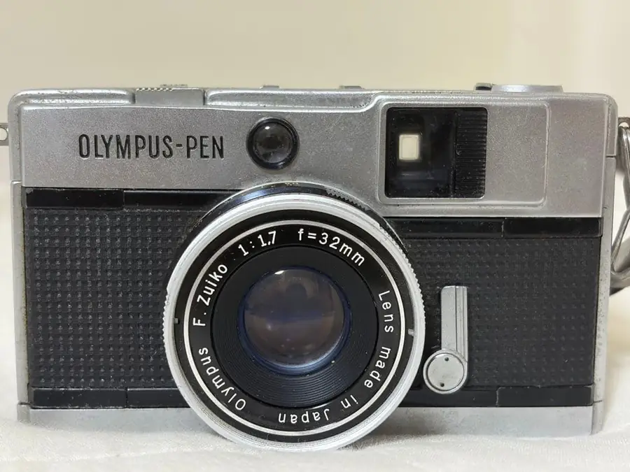 ハーフサイズのフィルムカメラの買取実績写真2