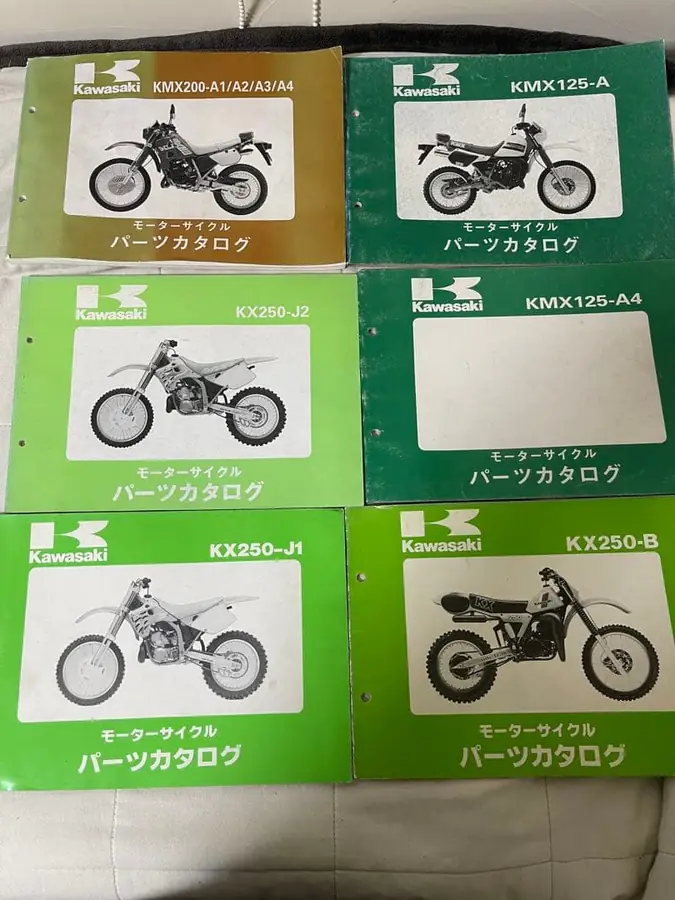 バイクのパーツカタログ 6冊まとめの買取実績写真1