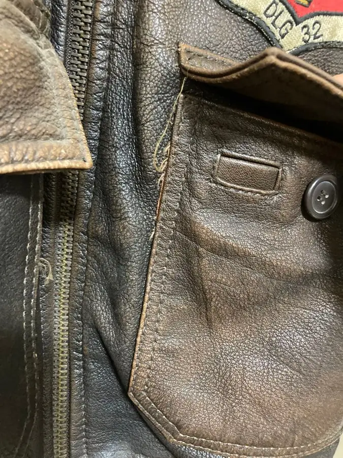 G-1 型 レザージャケット（ヴィンテージ古着・Mサイズ）の買取実績写真4